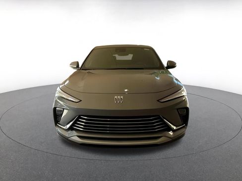 Used 2025 Buick Envista Preferred image 4