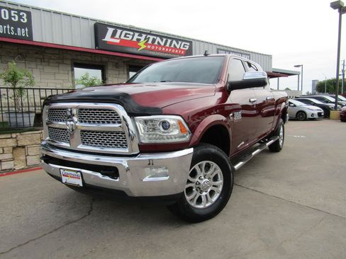 Used 2016 RAM 2500 Laramie w/ Cold Weather Group AWD/4WD image 1