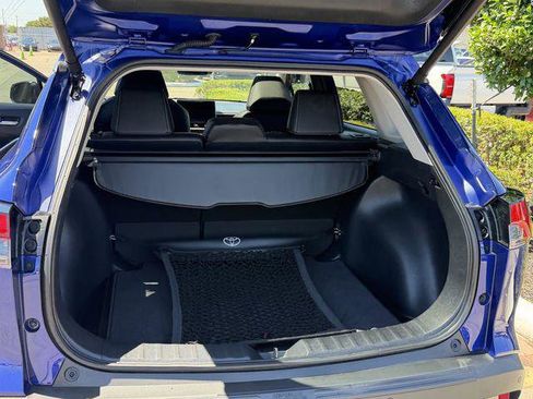 Certified 2025 Toyota Corolla Cross XLE w/ Convenience Package FWD image 22