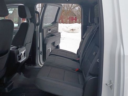 Used 2025 GMC Sierra 1500 Elevation image 15