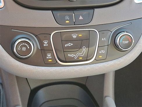 Used 2024 Chevrolet Malibu LS image 15