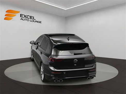 Used 2024 Volkswagen Golf R image 50