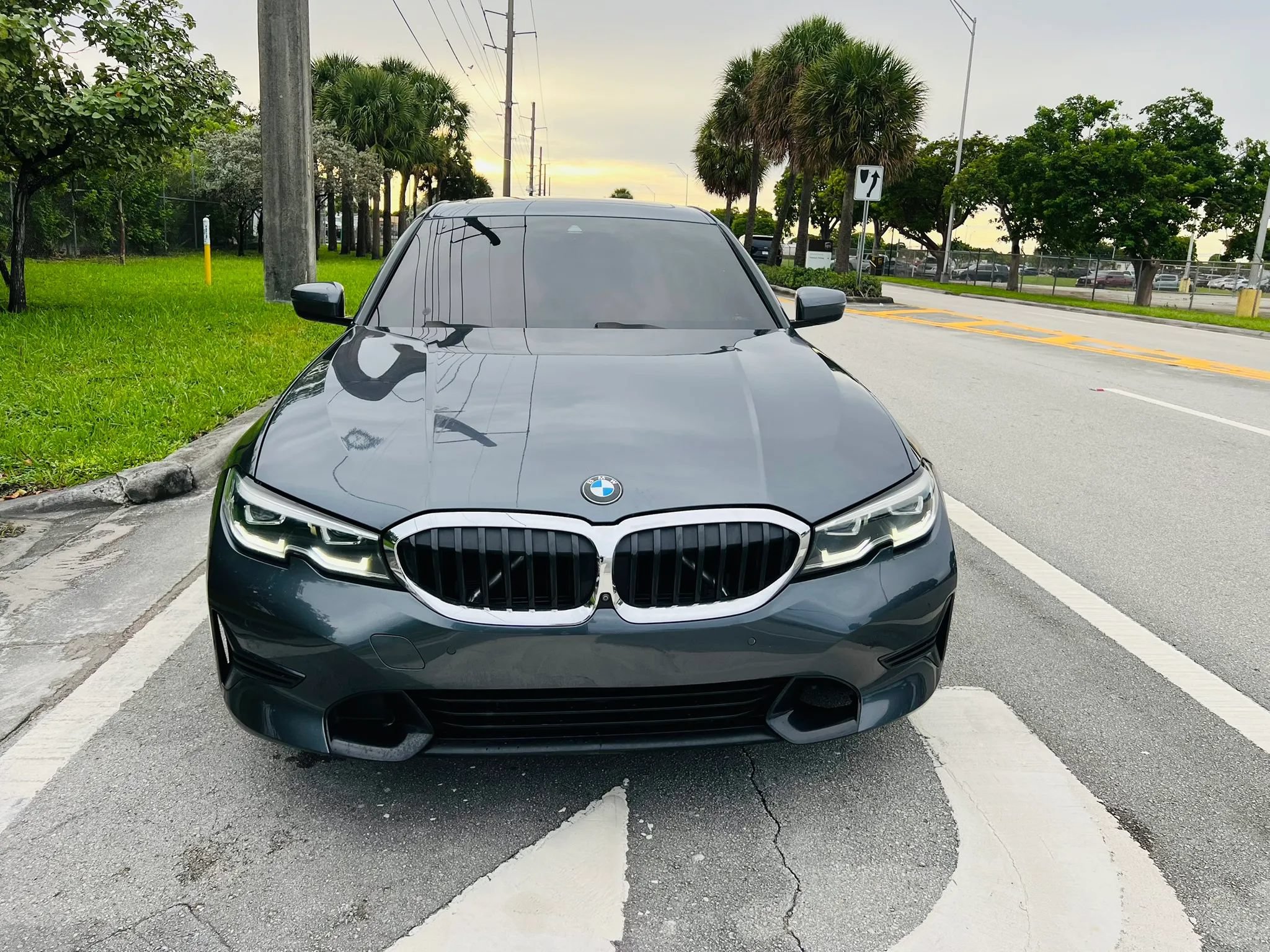 Used 2021 BMW 330i Sedan w/ Premium Package RWD image 8