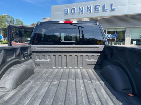 Used 2022 Ford F150 Lariat w/ Equipment Group 502A High image 11