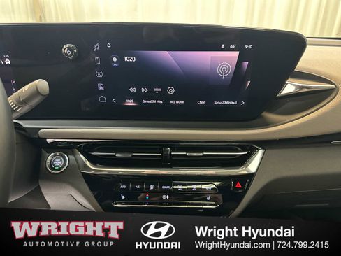 Used 2024 Buick Envista Avenir image 21