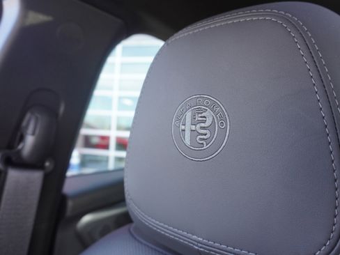 New 2024 Alfa Romeo Tonale Veloce image 29