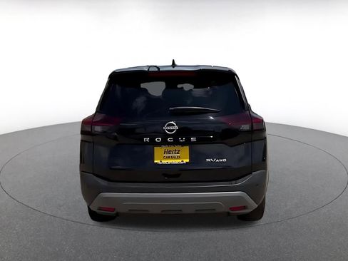 Used 2023 Nissan Rogue SV AWD/4WD image 12