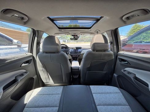 Used 2022 Chevrolet Bolt EUV Premier w/ Launch Edition FWD image 14