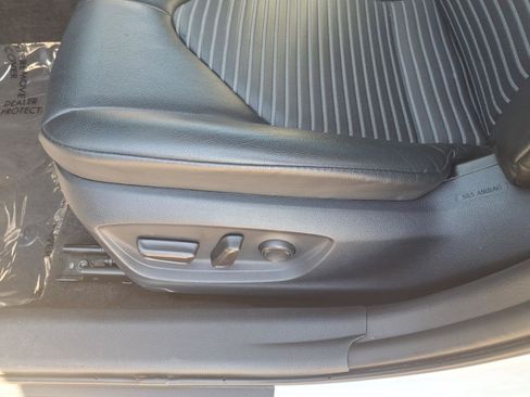 Used 2023 Toyota Camry SE FWD image 16