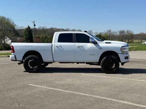 Used 2024 RAM 2500 Laramie AWD/4WD image 4