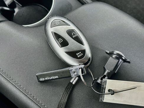 Used 2025 Hyundai Sonata SEL FWD image 25