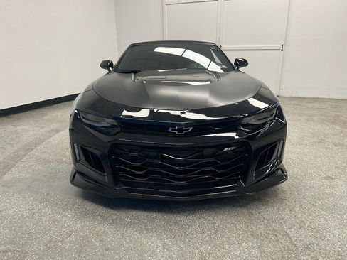 Used 2022 Chevrolet Camaro ZL1 RWD image 37
