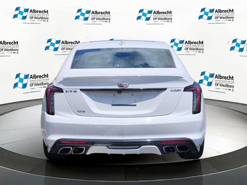 Used 2022 Cadillac CT5 V w/ LPO, ONYX Package AWD/4WD image 4
