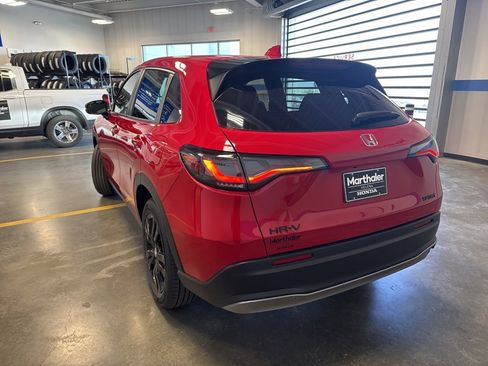 New 2026 Honda HR-V Sport image 7