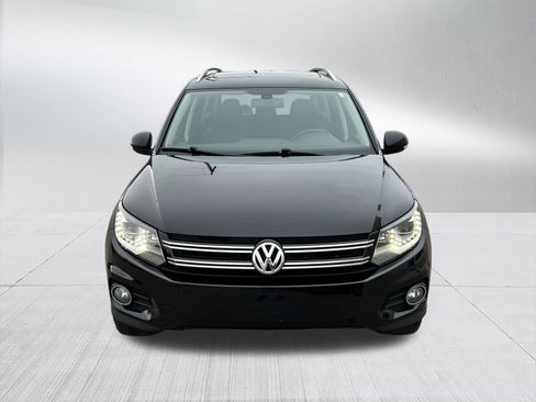 Used 2017 Volkswagen Tiguan Sport image 8
