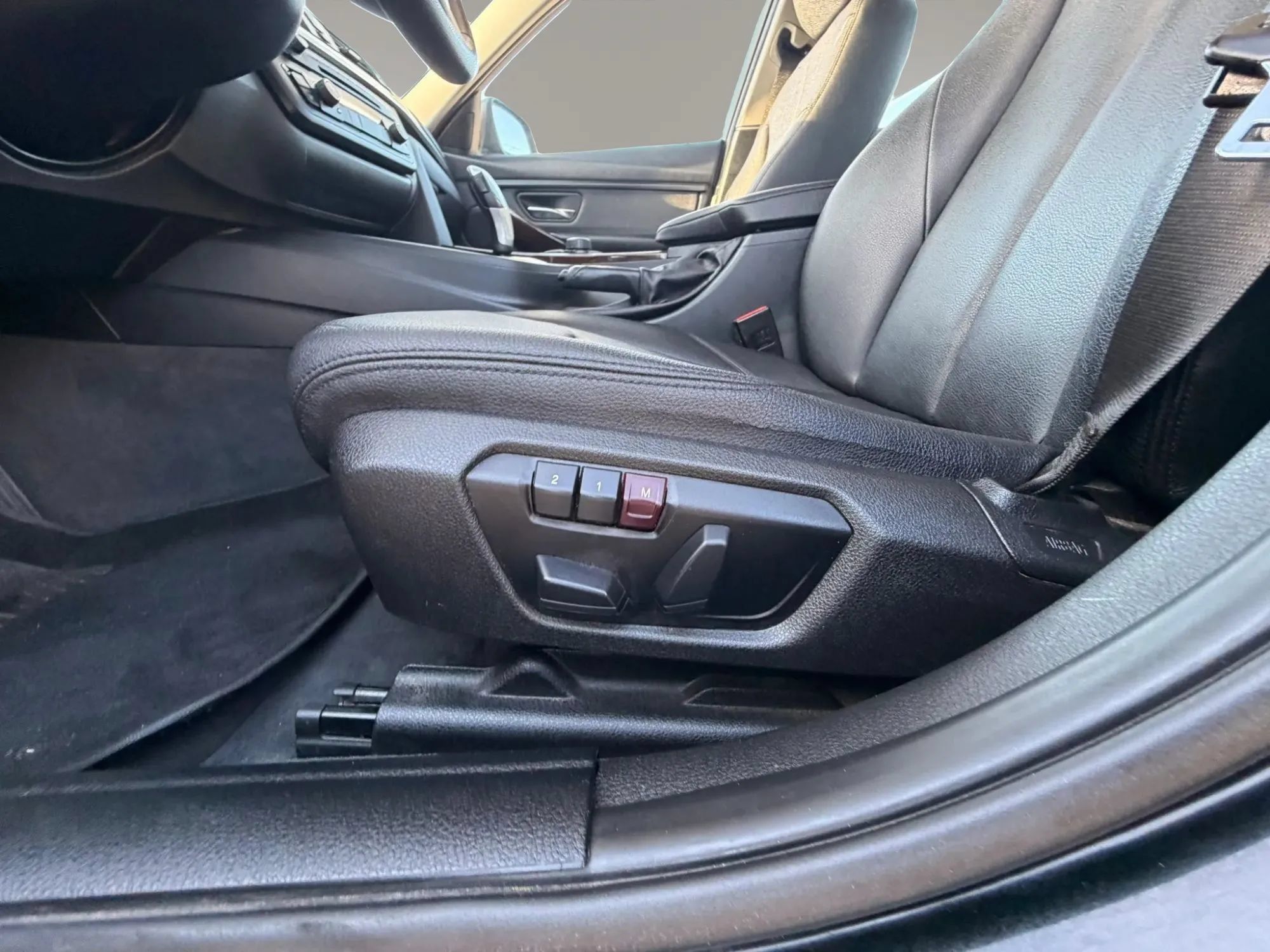 Used 2014 BMW 328i Sedan RWD image 30