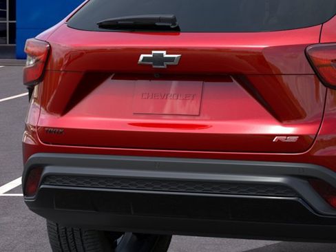 New 2026 Chevrolet Trax RS w/ Driver Confidence Package FWD image 14
