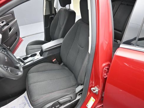 Used 2015 GMC Terrain SLE FWD image 19