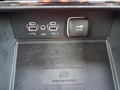 New 2025 Jeep Grand Cherokee Laredo w/ Luxury Tech Group I image 17