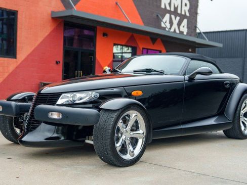 Used 2000 Plymouth Prowler image 1