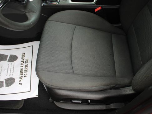 Used 2019 Chevrolet Cruze LT w/ Convenience Package image 8