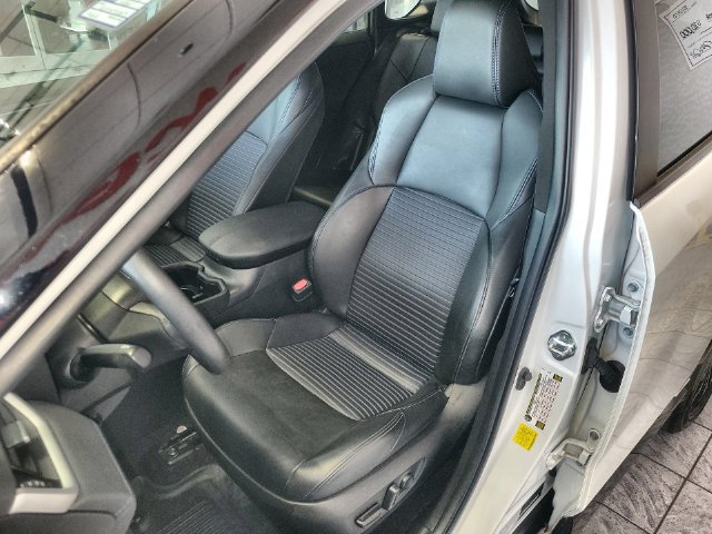 Used 2024 Toyota RAV4 XSE AWD/4WD image 11