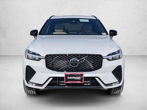 New 2026 Volvo XC60 T8 Ultra w/ Climate Package image 6