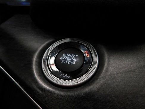 Used 2023 Jeep Grand Cherokee 4WD 4xe image 43