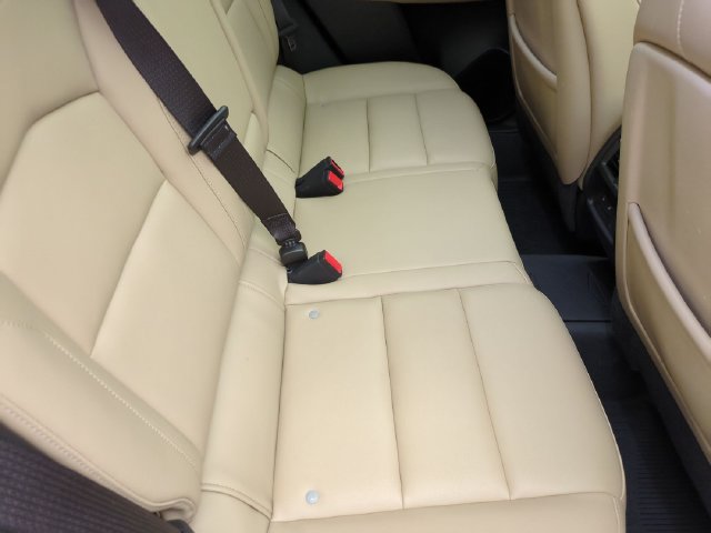 Used 2024 Cadillac XT4 Luxury w/ Cold Weather Package AWD/4WD image 24