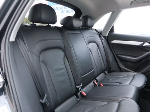 Used 2017 Audi Q3 2.0T Premium image 31