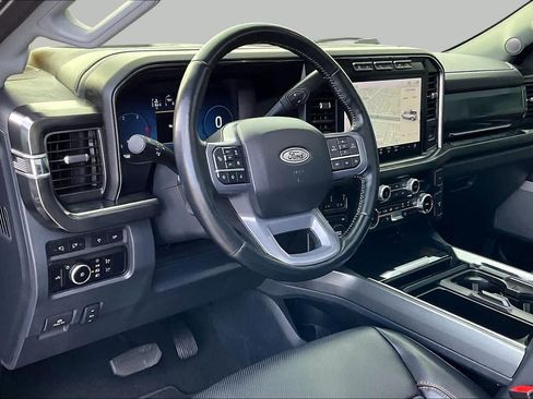 Used 2023 Ford F250 Lariat w/ Lariat Ultimate Package AWD/4WD image 16
