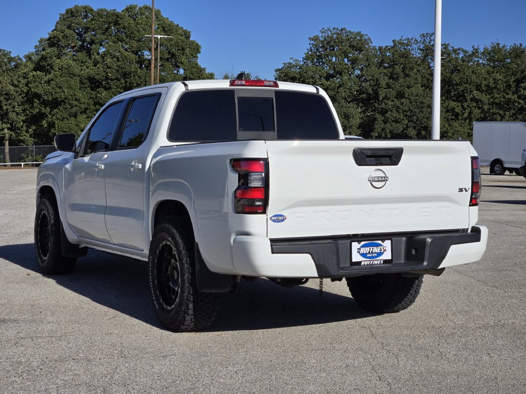 Used 2022 Nissan Frontier SV RWD image 5