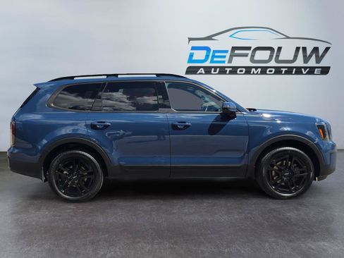 Used 2024 Kia Telluride SX X-Line AWD/4WD image 2