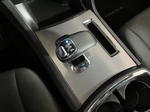 Used 2012 Dodge Charger SE w/ Connectivity Group image 14