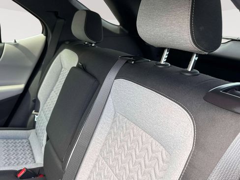 Used 2022 Chevrolet Equinox LS FWD image 31