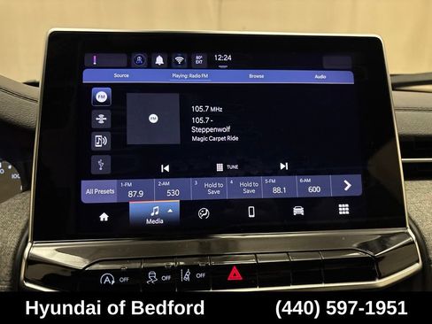 Used 2024 Jeep Compass Latitude AWD/4WD image 18
