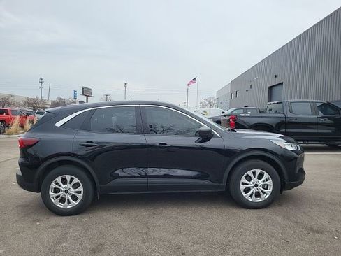 Used 2023 Ford Escape Active image 2