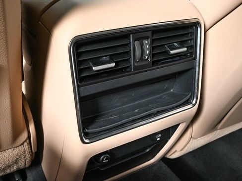 Used 2023 Porsche Cayenne Coupe w/ Premium Package image 22