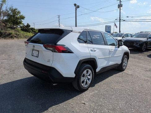 Certified 2023 Toyota RAV4 LE AWD/4WD image 3