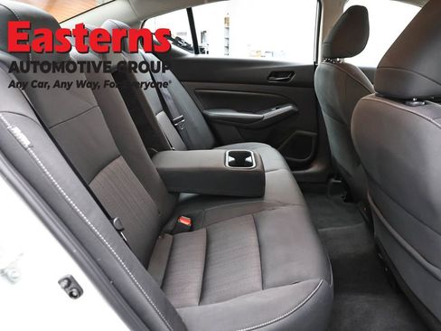 Used 2025 Nissan Altima 2.5 SV image 23