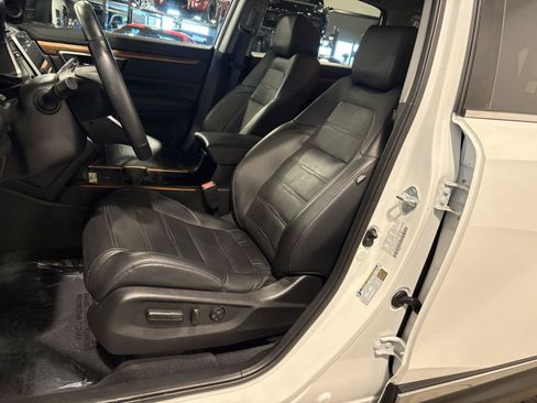 Used 2022 Honda CR-V Touring image 9