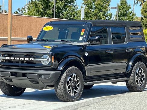 Used 2022 Ford Bronco Outer Banks image 8