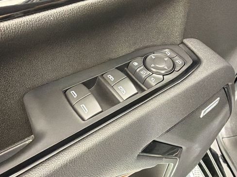 Used 2025 GMC Sierra 2500 AT4 w/ AT4 Premium Plus Package AWD/4WD image 13