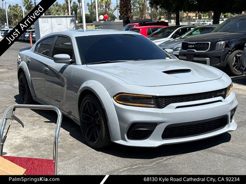 Used 2022 Dodge Charger Scat Pack RWD image 1