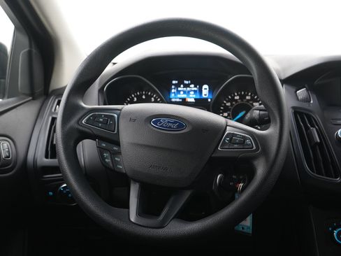 Used 2015 Ford Focus SE image 14