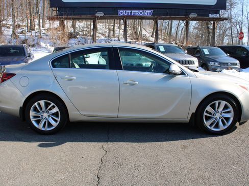 Used 2014 Buick Regal image 6