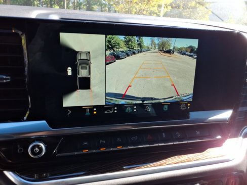 Certified 2022 GMC Sierra 1500 Elevation w/ Elevation Premium Package image 18