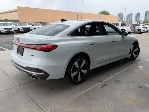 Used 2025 Audi A5 2.0T Premium Plus w/ Premium Plus AWD/4WD image 4