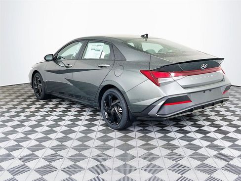 New 2026 Hyundai Elantra Sport FWD image 4