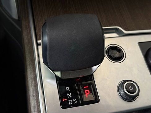 Used 2023 Land Rover Range Rover SE image 35